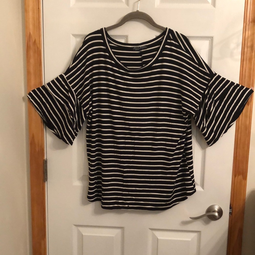 Shop Basic USA, large blouse with flowy-sleeves